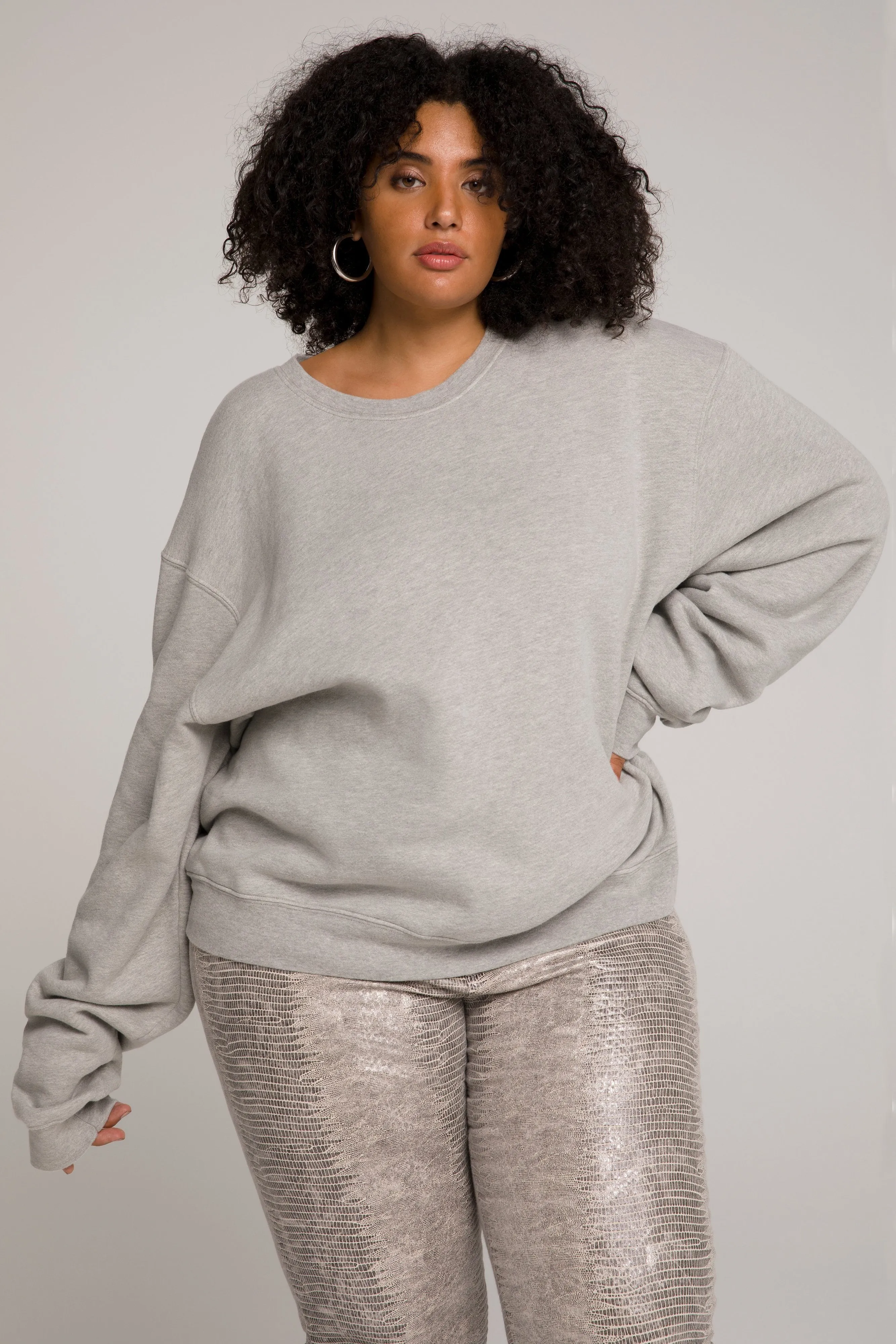 BOYFRIEND SWEATSHIRT | HEATHER GREY001