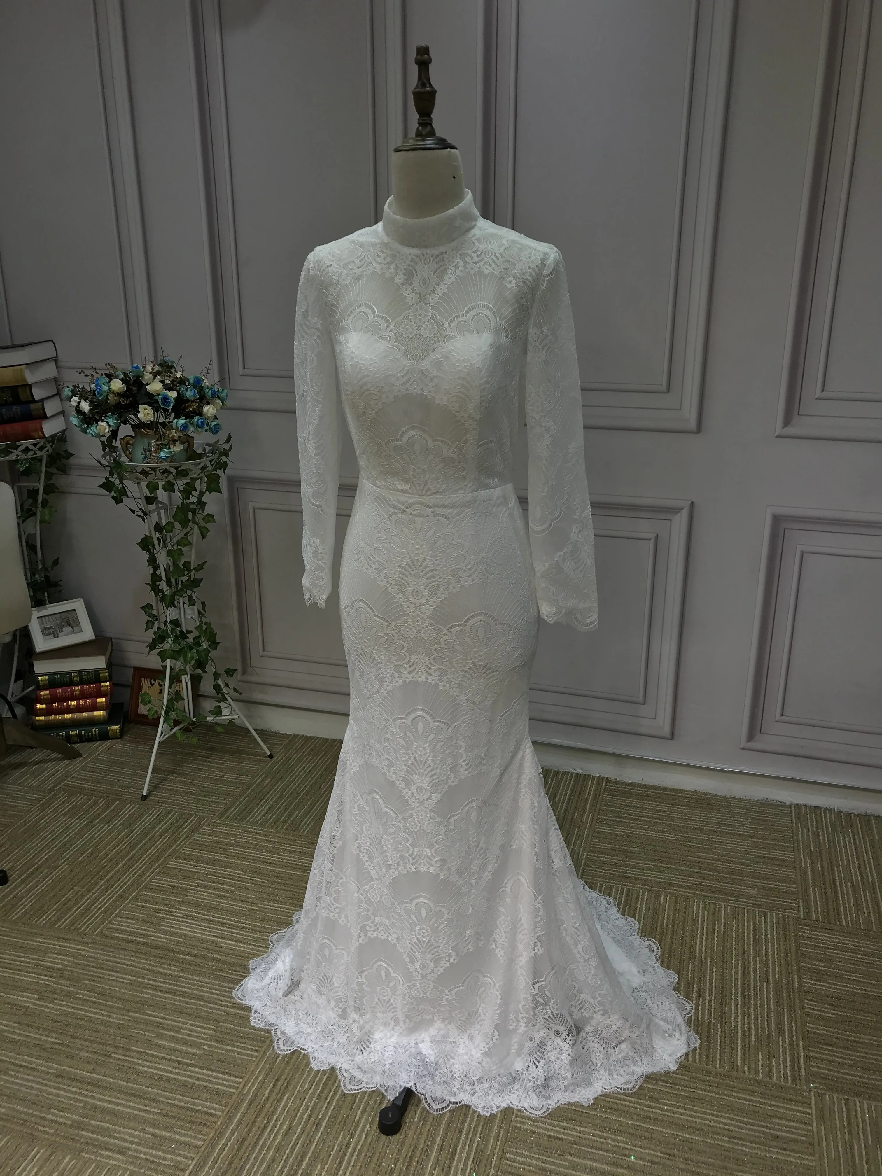 Chic muslim long sleeves eyelash lace mermaid  wedding dress 2020