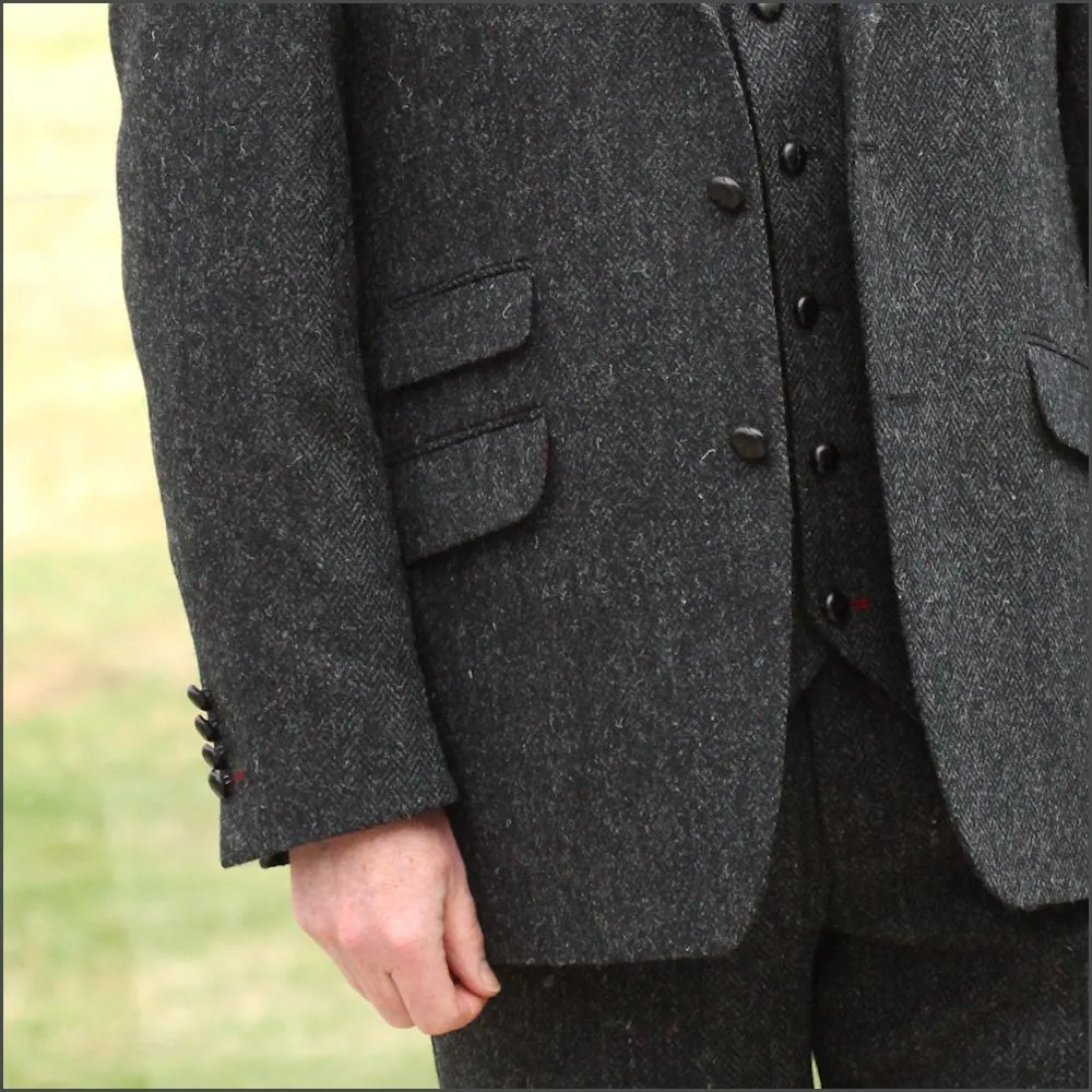 Harris Tweed Charcoal Herringbone Jacket>>