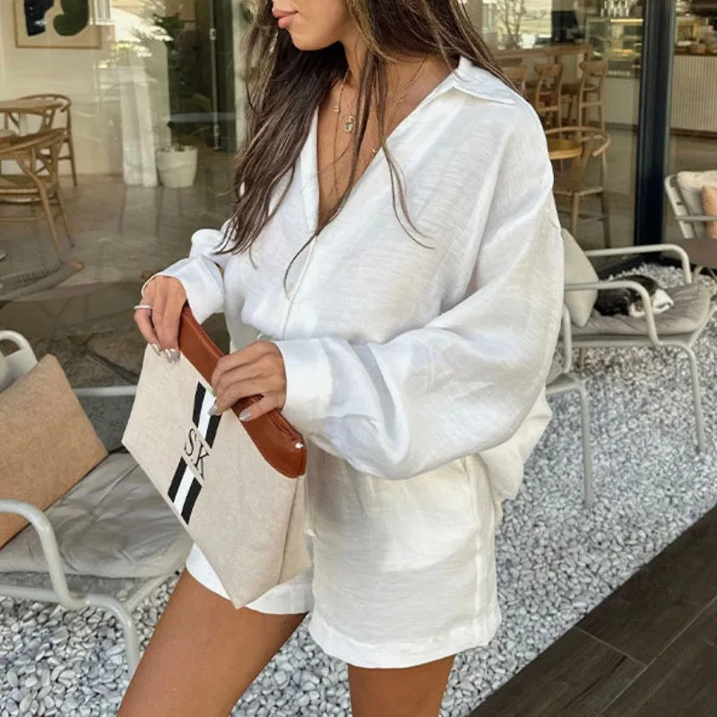 Simple Vacation Style White Two -piece Suit